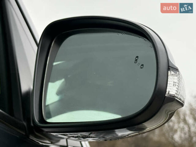 Сірий Хендай Kona, об'ємом двигуна 0 л та пробігом 78 тис. км за 18600 $, фото 28 на Automoto.ua