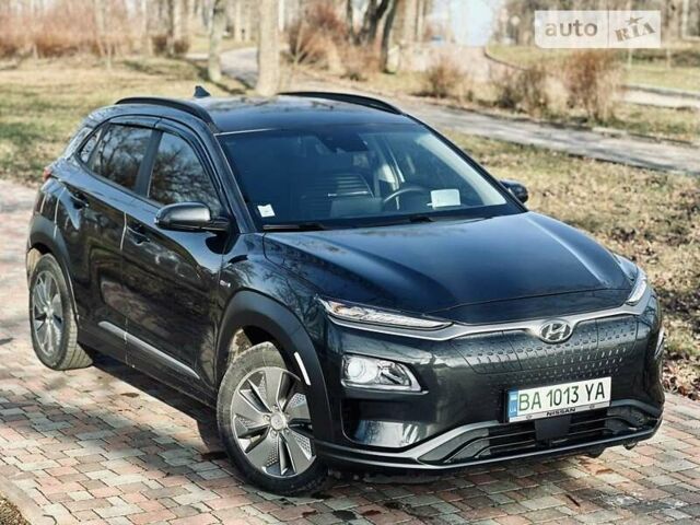 Сірий Хендай Kona, об'ємом двигуна 0 л та пробігом 51 тис. км за 22000 $, фото 18 на Automoto.ua