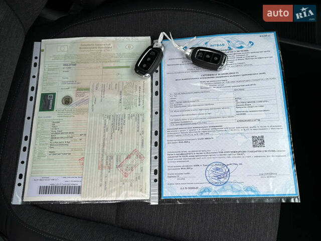 Сірий Хендай Kona, об'ємом двигуна 0 л та пробігом 43 тис. км за 14950 $, фото 38 на Automoto.ua