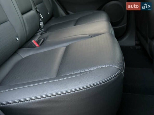 Сірий Хендай Kona, об'ємом двигуна 0 л та пробігом 81 тис. км за 17200 $, фото 100 на Automoto.ua