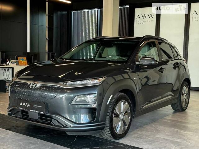 Сірий Хендай Kona, об'ємом двигуна 0 л та пробігом 76 тис. км за 19500 $, фото 6 на Automoto.ua