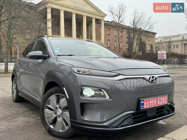 Серый Хендай Kona, объемом двигателя 0 л и пробегом 136 тыс. км за 19300 $, фото 15 на Automoto.ua