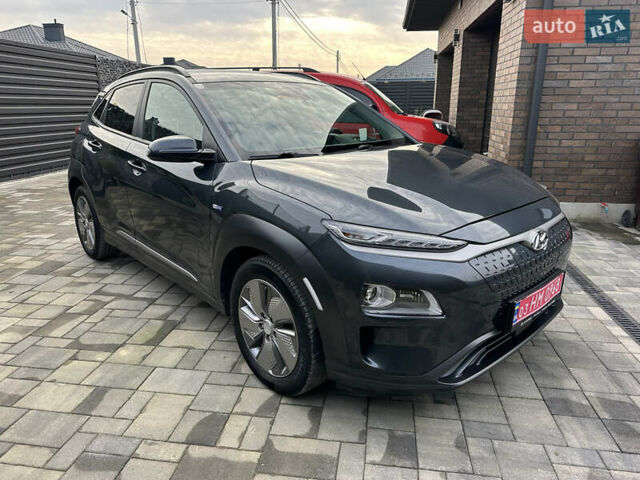 Серый Хендай Kona, объемом двигателя 0 л и пробегом 117 тыс. км за 17500 $, фото 9 на Automoto.ua