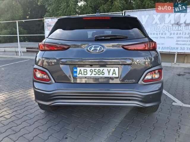 Серый Хендай Kona, объемом двигателя 0 л и пробегом 46 тыс. км за 16500 $, фото 5 на Automoto.ua