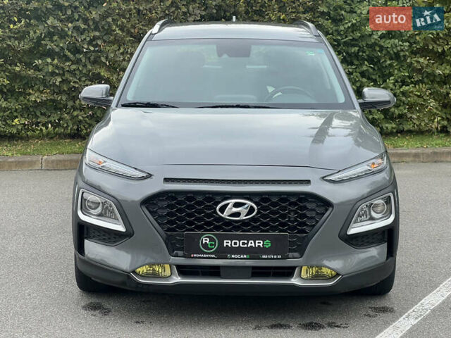 Серый Хендай Kona, объемом двигателя 1.6 л и пробегом 54 тыс. км за 20950 $, фото 5 на Automoto.ua