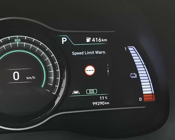 Сірий Хендай Kona, об'ємом двигуна 0 л та пробігом 99 тис. км за 19499 $, фото 47 на Automoto.ua