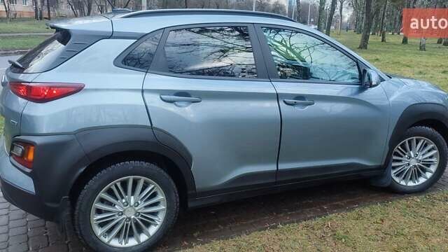 Сірий Хендай Kona, об'ємом двигуна 2 л та пробігом 61 тис. км за 14600 $, фото 5 на Automoto.ua