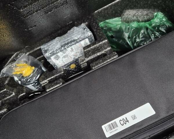 Сірий Хендай Kona, об'ємом двигуна 0 л та пробігом 99 тис. км за 19499 $, фото 18 на Automoto.ua