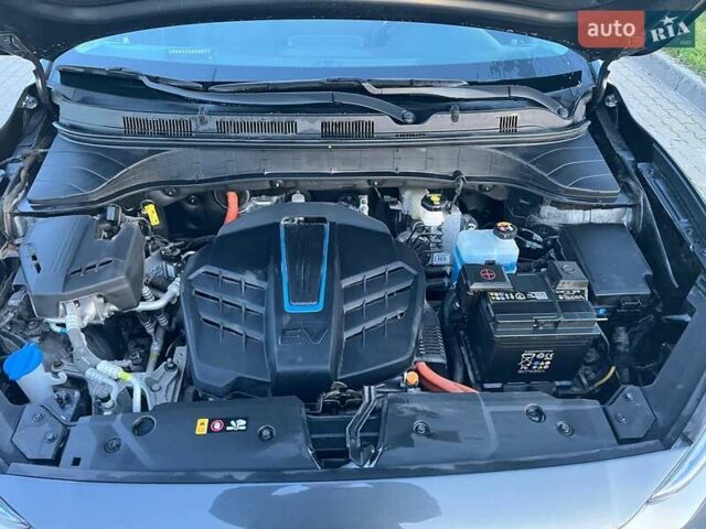 Сірий Хендай Kona, об'ємом двигуна 0 л та пробігом 50 тис. км за 17800 $, фото 30 на Automoto.ua