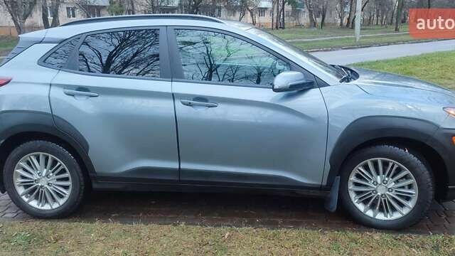 Сірий Хендай Kona, об'ємом двигуна 2 л та пробігом 61 тис. км за 14600 $, фото 4 на Automoto.ua