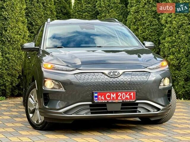 Сірий Хендай Kona, об'ємом двигуна 0 л та пробігом 36 тис. км за 16400 $, фото 1 на Automoto.ua