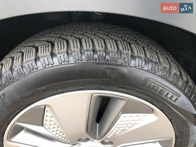 Сірий Хендай Kona, об'ємом двигуна 0 л та пробігом 70 тис. км за 18100 $, фото 14 на Automoto.ua