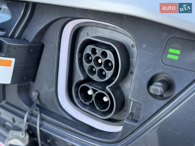 Сірий Хендай Kona, об'ємом двигуна 0 л та пробігом 114 тис. км за 15999 $, фото 42 на Automoto.ua