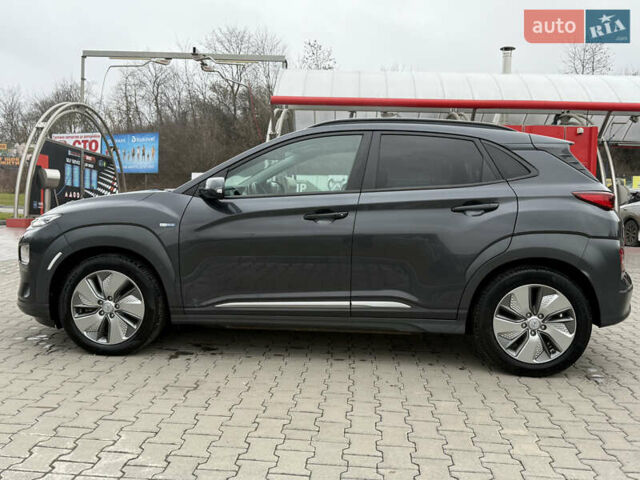 Сірий Хендай Kona, об'ємом двигуна 0 л та пробігом 78 тис. км за 18600 $, фото 11 на Automoto.ua