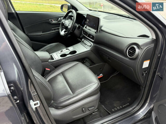Сірий Хендай Kona, об'ємом двигуна 0 л та пробігом 78 тис. км за 18600 $, фото 26 на Automoto.ua