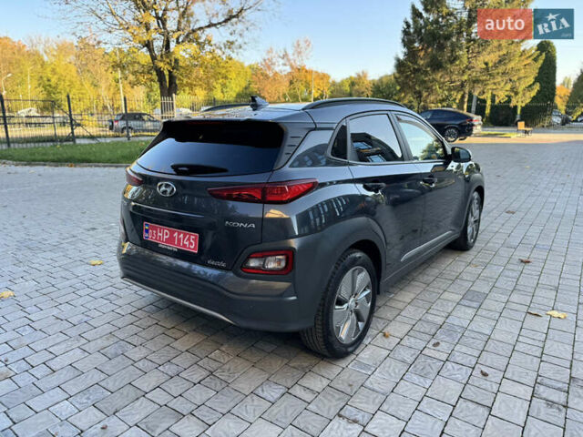 Сірий Хендай Kona, об'ємом двигуна 0 л та пробігом 114 тис. км за 15999 $, фото 5 на Automoto.ua