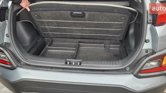 Сірий Хендай Kona, об'ємом двигуна 2 л та пробігом 59 тис. км за 15100 $, фото 8 на Automoto.ua