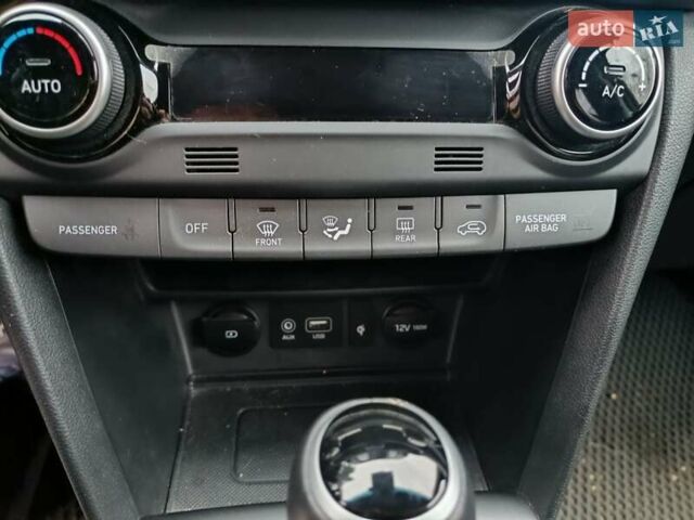 Сірий Хендай Kona, об'ємом двигуна 1.6 л та пробігом 12 тис. км за 21500 $, фото 17 на Automoto.ua