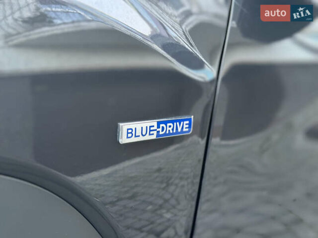 Сірий Хендай Kona, об'ємом двигуна 0 л та пробігом 137 тис. км за 16900 $, фото 27 на Automoto.ua