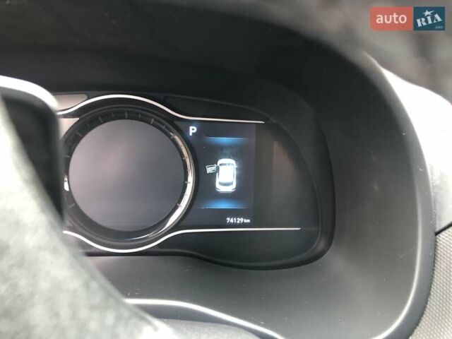 Сірий Хендай Kona, об'ємом двигуна 0 л та пробігом 70 тис. км за 17950 $, фото 16 на Automoto.ua