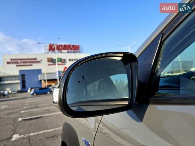 Серый Хендай Kona, объемом двигателя 0 л и пробегом 116 тыс. км за 18600 $, фото 14 на Automoto.ua