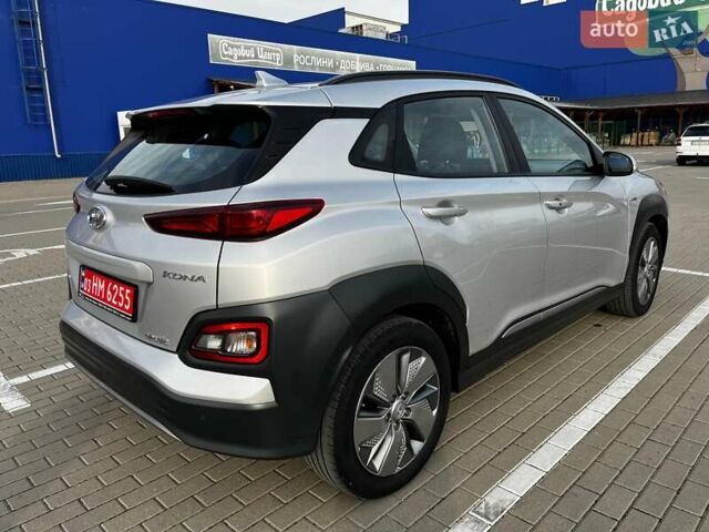 Серый Хендай Kona, объемом двигателя 0 л и пробегом 136 тыс. км за 16700 $, фото 20 на Automoto.ua