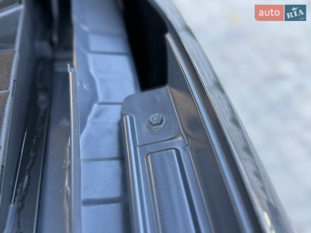 Сірий Хендай Kona, об'ємом двигуна 0 л та пробігом 114 тис. км за 15999 $, фото 47 на Automoto.ua