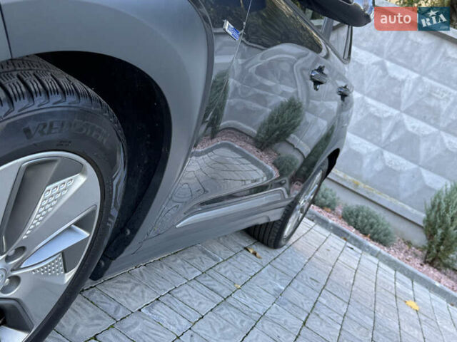 Сірий Хендай Kona, об'ємом двигуна 0 л та пробігом 114 тис. км за 15999 $, фото 51 на Automoto.ua