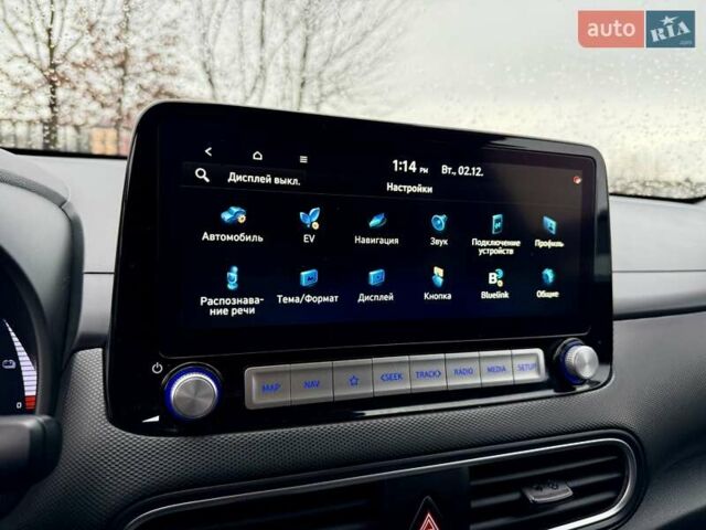 Серый Хендай Kona, объемом двигателя 0 л и пробегом 74 тыс. км за 15250 $, фото 64 на Automoto.ua