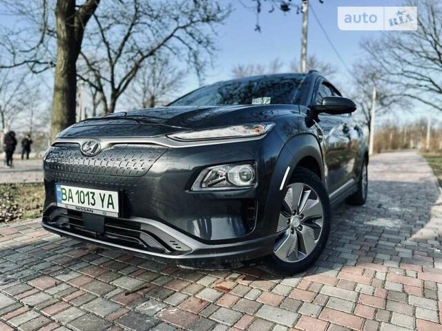 Серый Хендай Kona, объемом двигателя 0 л и пробегом 51 тыс. км за 22000 $, фото 14 на Automoto.ua