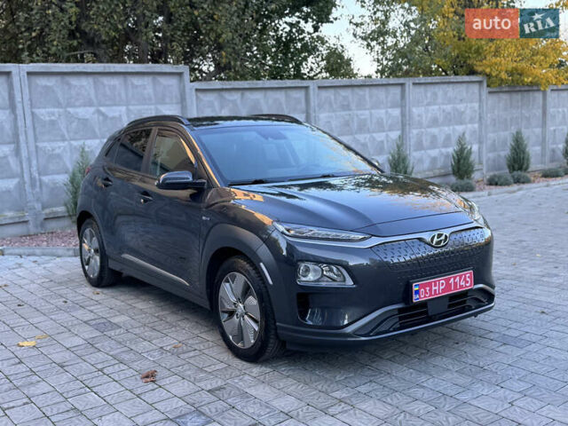 Сірий Хендай Kona, об'ємом двигуна 0 л та пробігом 114 тис. км за 15999 $, фото 3 на Automoto.ua