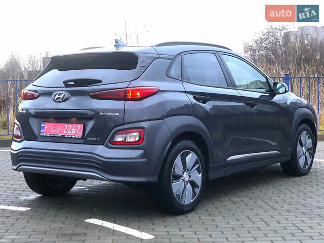 Серый Хендай Kona, объемом двигателя 0 л и пробегом 133 тыс. км за 15600 $, фото 8 на Automoto.ua