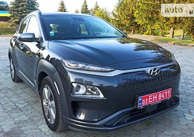 Сірий Хендай Kona, об'ємом двигуна 0 л та пробігом 39 тис. км за 18500 $, фото 10 на Automoto.ua