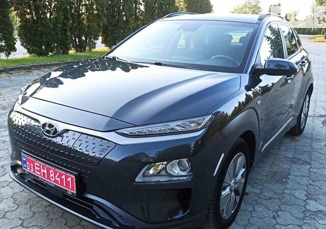 Сірий Хендай Kona, об'ємом двигуна 0 л та пробігом 39 тис. км за 18500 $, фото 7 на Automoto.ua