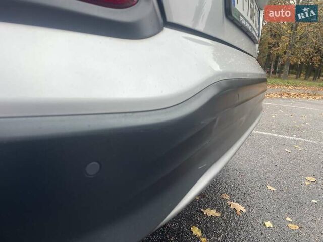 Серый Хендай Kona, объемом двигателя 0 л и пробегом 114 тыс. км за 17100 $, фото 18 на Automoto.ua