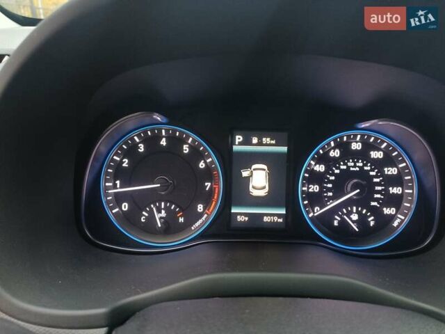 Сірий Хендай Kona, об'ємом двигуна 1.6 л та пробігом 12 тис. км за 21500 $, фото 16 на Automoto.ua