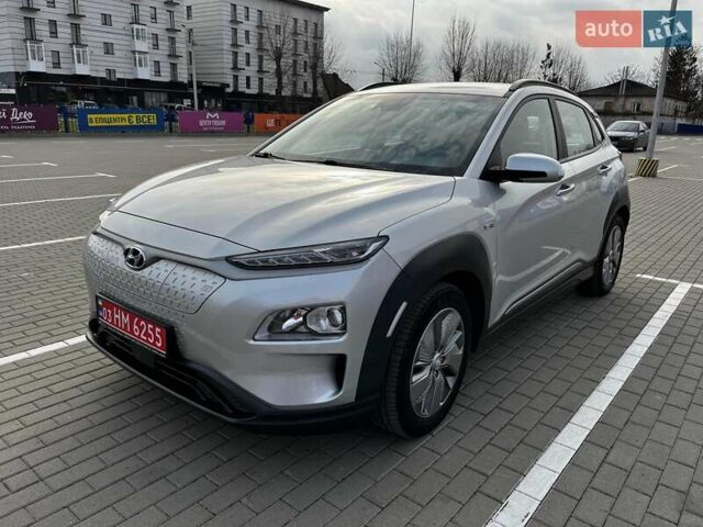 Серый Хендай Kona, объемом двигателя 0 л и пробегом 136 тыс. км за 16700 $, фото 24 на Automoto.ua