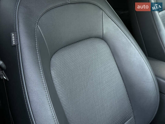 Сірий Хендай Kona, об'ємом двигуна 0 л та пробігом 81 тис. км за 17200 $, фото 93 на Automoto.ua