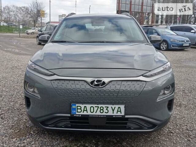 Сірий Хендай Kona, об'ємом двигуна 0 л та пробігом 63 тис. км за 18500 $, фото 18 на Automoto.ua