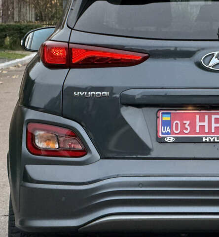 Сірий Хендай Kona, об'ємом двигуна 0 л та пробігом 81 тис. км за 17200 $, фото 9 на Automoto.ua