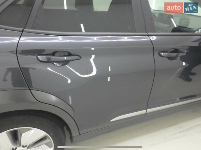 Сірий Хендай Kona, об'ємом двигуна 0 л та пробігом 78 тис. км за 18300 $, фото 20 на Automoto.ua