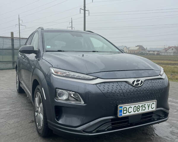 Сірий Хендай Kona, об'ємом двигуна 0 л та пробігом 132 тис. км за 15500 $, фото 1 на Automoto.ua