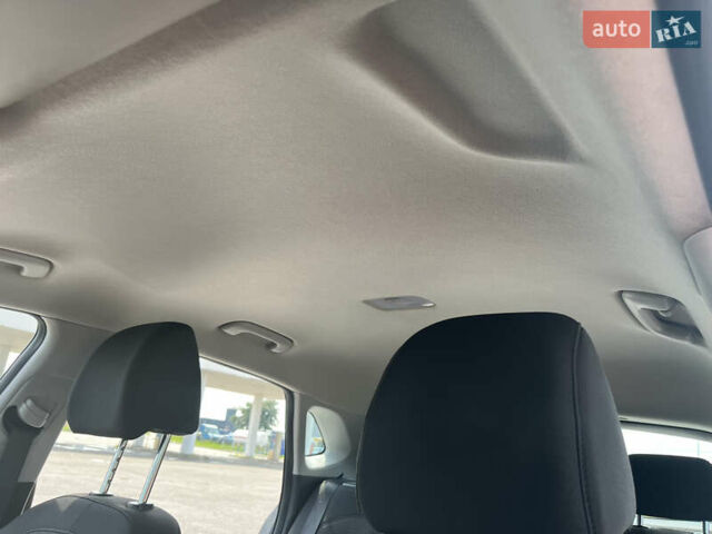 Сірий Хендай Kona, об'ємом двигуна 0 л та пробігом 50 тис. км за 14999 $, фото 42 на Automoto.ua