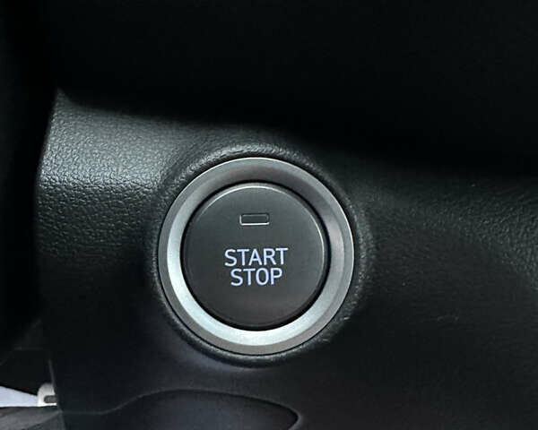 Сірий Хендай Kona, об'ємом двигуна 0 л та пробігом 149 тис. км за 17950 $, фото 59 на Automoto.ua