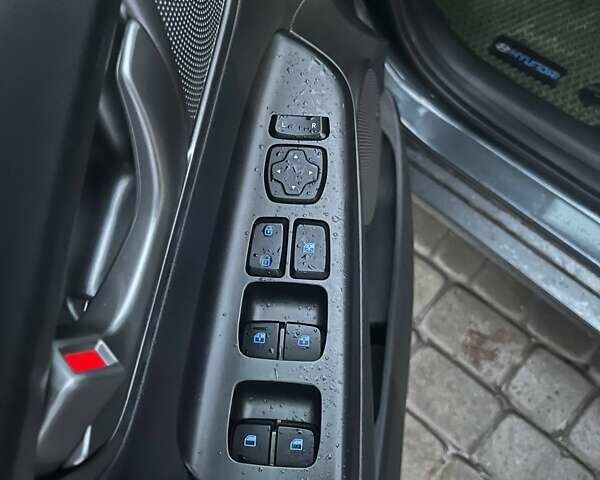 Сірий Хендай Kona, об'ємом двигуна 0 л та пробігом 50 тис. км за 17800 $, фото 24 на Automoto.ua