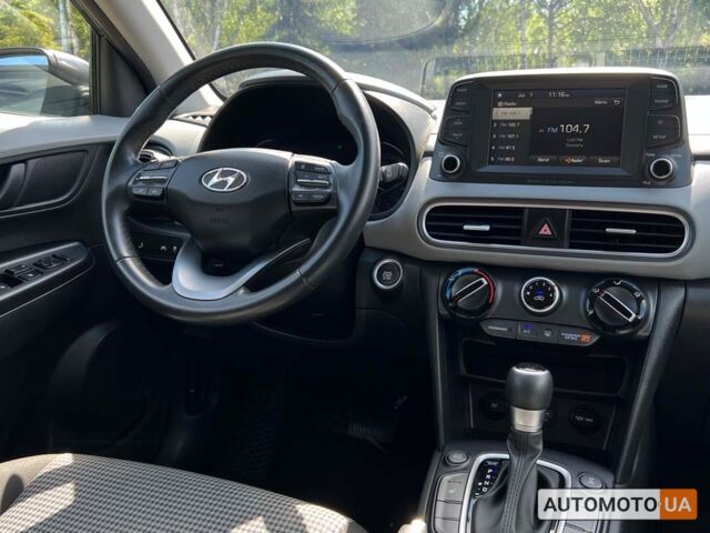Сірий Хендай Kona, об'ємом двигуна 2 л та пробігом 51 тис. км за 17300 $, фото 13 на Automoto.ua