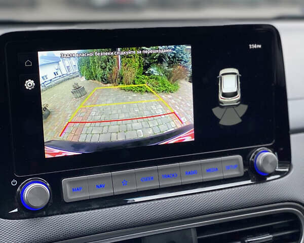 Серый Хендай Kona, объемом двигателя 0 л и пробегом 78 тыс. км за 17999 $, фото 42 на Automoto.ua