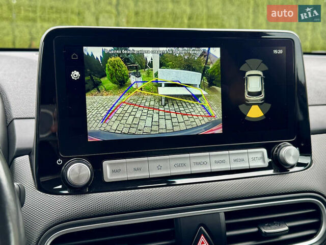 Серый Хендай Kona, объемом двигателя 0 л и пробегом 82 тыс. км за 17888 $, фото 111 на Automoto.ua