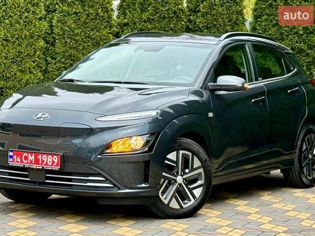 Сірий Хендай Kona, об'ємом двигуна 0 л та пробігом 44 тис. км за 16999 $, фото 3 на Automoto.ua