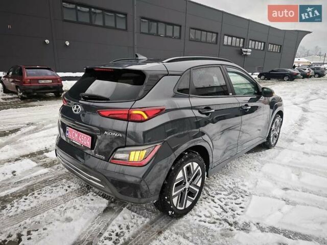 Серый Хендай Kona, объемом двигателя 0 л и пробегом 50 тыс. км за 17650 $, фото 13 на Automoto.ua